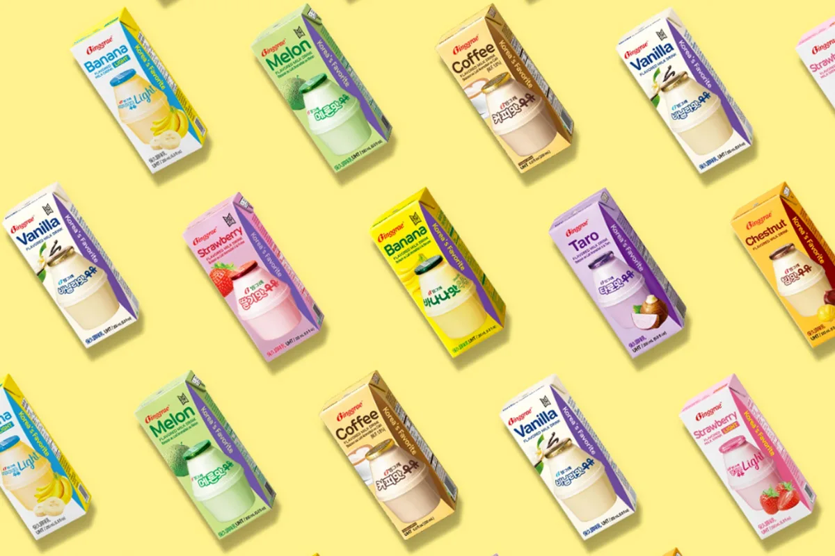 Composizione di packaging di bibite coreane del brand Binggrae.